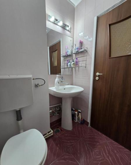 Apartament 3 camere, Nord Complexul Mare, etaj 1 - 14