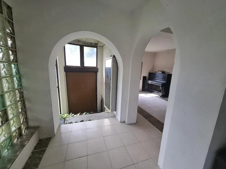Fieni (Dambovita) Vand Casa cu 6 camere, P+Etaj+M - 4