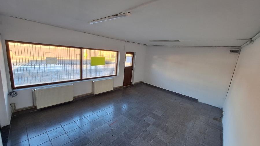 Spatiu comercial de inchiriat - Valu lui Traian - 8