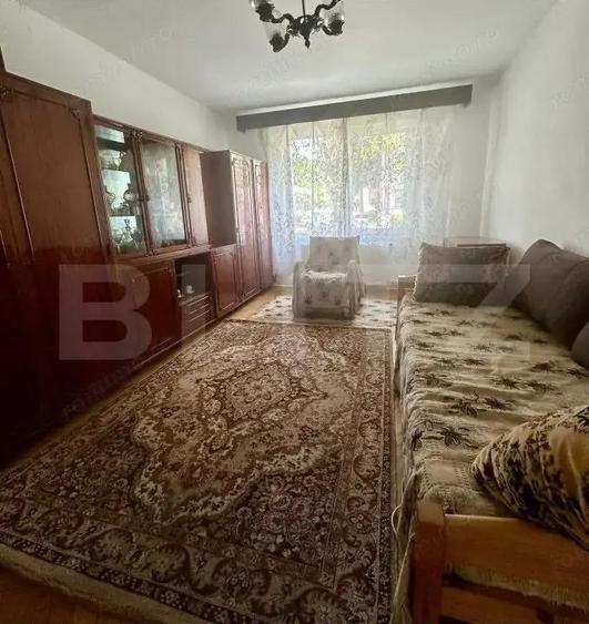 Apartament de vanzare, cu 3 camere, zona Tudor - 5