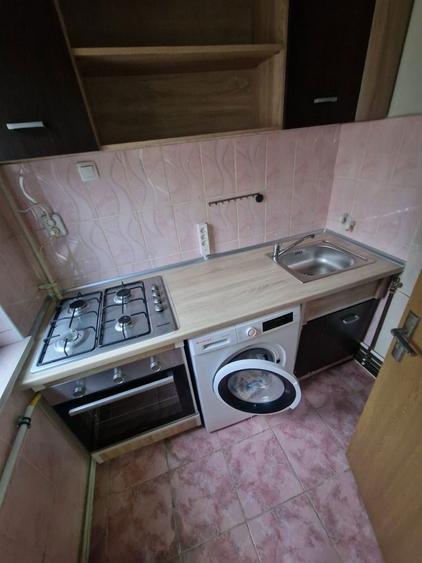 Inchiriez apartament 3 camere Arad - 4