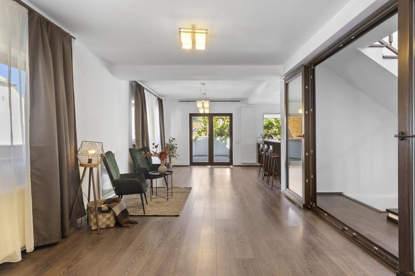 Casa cocheta intr-un cartier cu farmec istoric,  constructie 2015 - 6