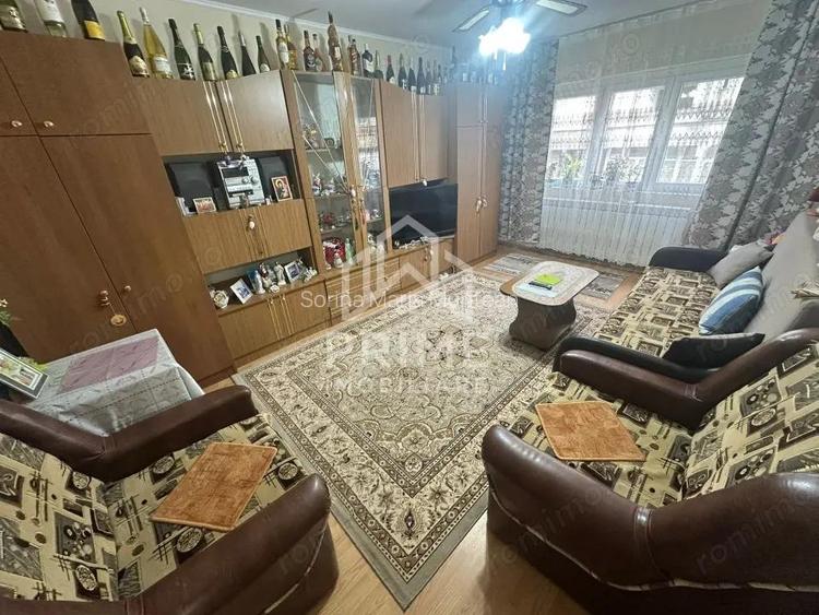 Apartament 2 camere| etaj 1| zona Cugir Apartament 2 camere| etaj 1| zona Cugir