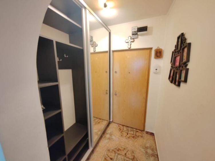 Titan Metrou 1 Decembrie - 4