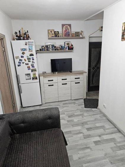 Vand apartament confort 3 - 2