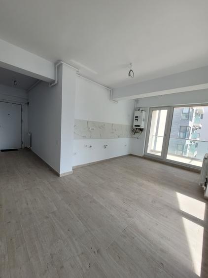 COMISION 0! SUPER PRET - STUDIO  FINALIZAT 45.80 MP - ACCES PISCINA - 67900 E - 13