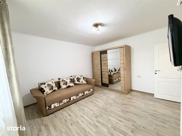 Garsoniera de inchiriat renovata, prima inchiriere , cu balcon - 2