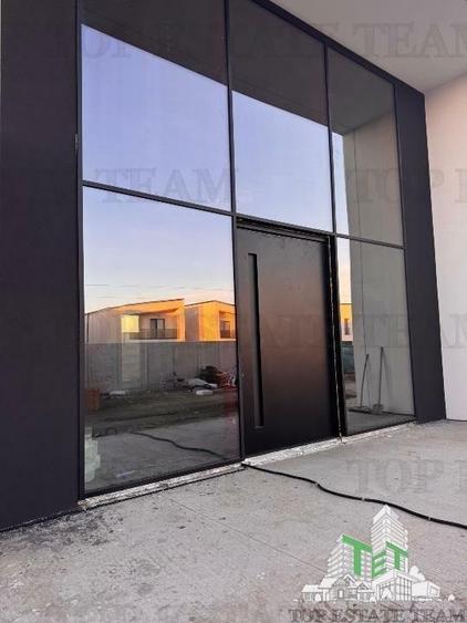 Casa de lux moderna cu 12 camere si piscina - Design minimalist inspirat din Mia - 11