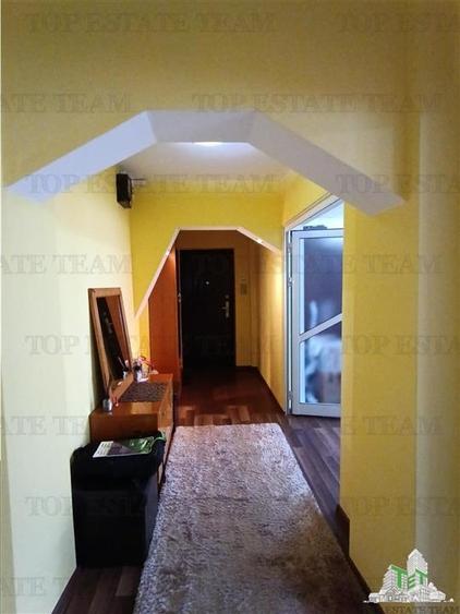 Super apartament cu doua camere superbe pozitionat fix in centrul Ploiestiului l - 4