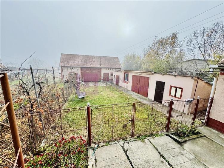 Casa individuala in Loamnes | jud Sibiu | teren 1272 mp | gospodarie completa - 9