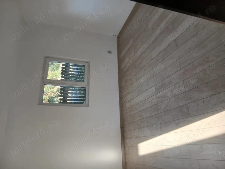 Vand Casa in comuna Leu - 2