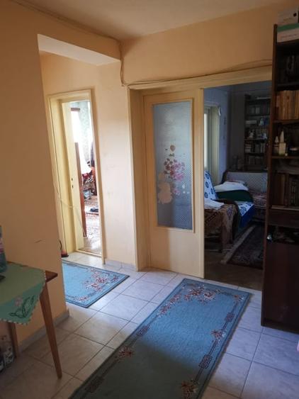 Apartament 3 camere, decomandat, 1 Mai vizavi de Spitalul Nr 1 ,  pe Insula - 8
