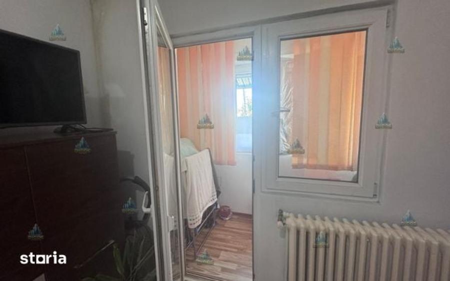 Apartament 2 camere de vanzare Tineretului, zona ?coala nr. 5 - 3