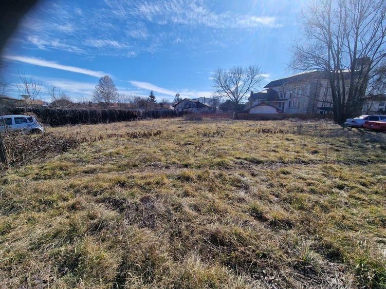 Vanzare teren intravilan 4170mp, iesire la 2 strazi - Campina, Zona B - 2