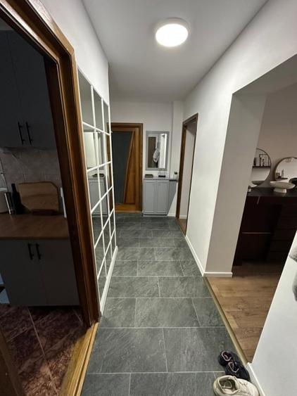 Apartament 3 camere decomandat, zona Big - 2