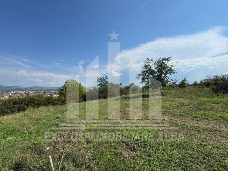 Teren intravilan | De vanzare | 676 mp | 26 ml deschidere | Podei - 3