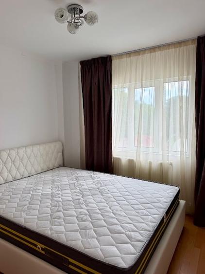 Apartament cu 2 camere decomandat, mobilat în Central