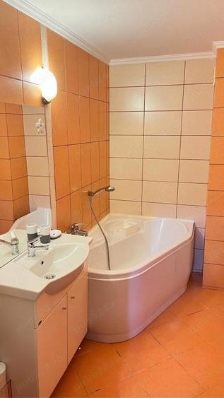 Vand apartament 2 camere zona Sebastian - 1