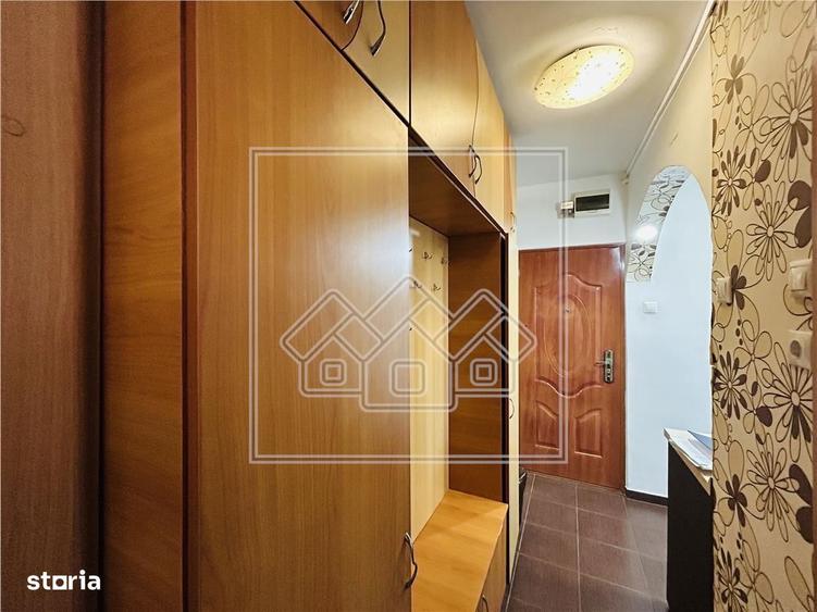 Apartament mobilat si utilat, 2 camere - Vasile Aaron - 3