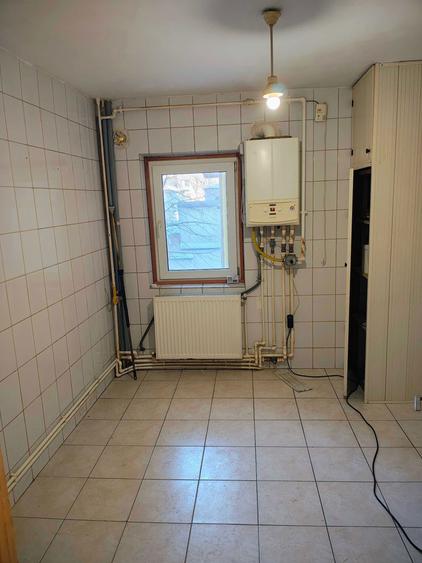 APARTAMENT 3 CAMERE sector 5, str Lt Ilie Campeanu nr 4 - 6