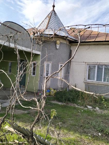 Casa solida caramida (2000), 3 camere + Anexa, Fierbin?i (Dambovi?a) 1h de Bucure?ti - 1