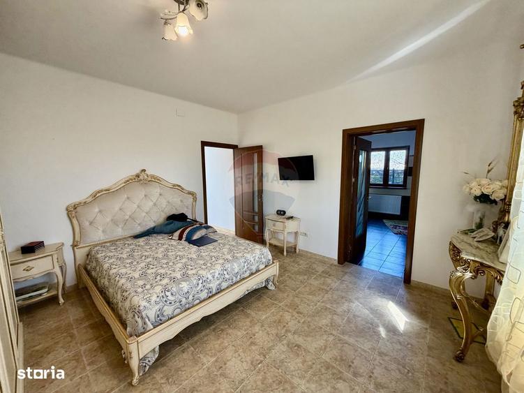 Casa / Vila cu 5 camere de vanzare Garoafa/Rachitosu - 2