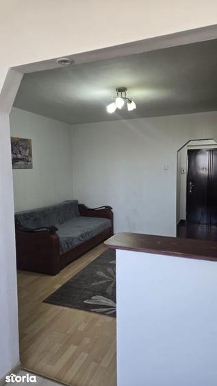 Garsoniera cu balcon ?i lift, in Decebal - Dacia - 2