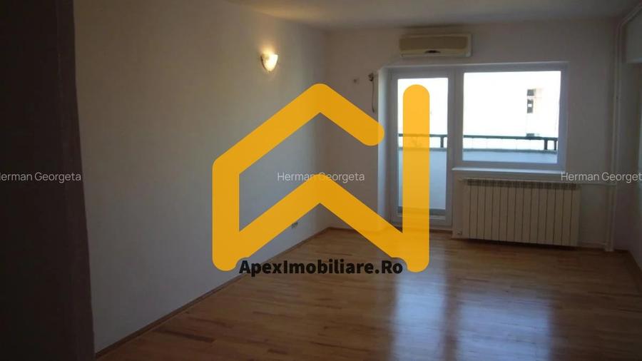 Bd Unirii, Alba Iulia | Duplex 4 Camere pentru birouri | 3 Terase - 4