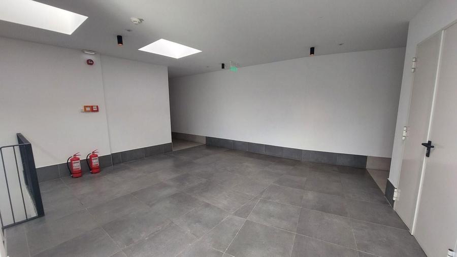 2 camere cu terasă și parcare subterană, zona centrala - 29