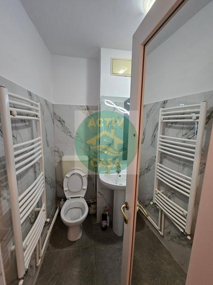 Apartament cu 2 camere decomandat în Est