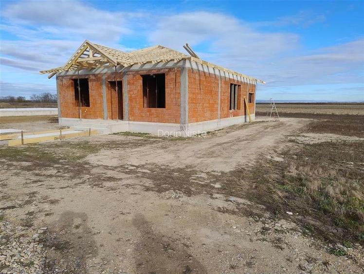 RECO Casa 4 camere, Alparea