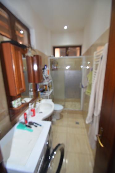 Apartament cu 3 camere si curte - 6