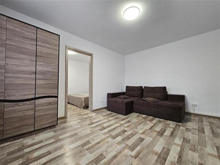 Apartament renovat zona Calea Bucuresti - 5