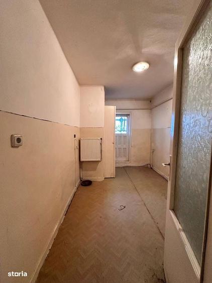 De vanzare apartament cu 3 camere,2 bai ?i balcon, in Pietonal 52.000e - 3