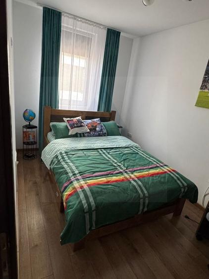 Casa moderna 4 camere 2 bai curte si parcare privata in Arhitectilor - 2