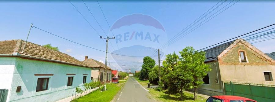 Teren intravilan 5,018mp Variasu Mare - 15 km de Arad/ str. Principala - 15