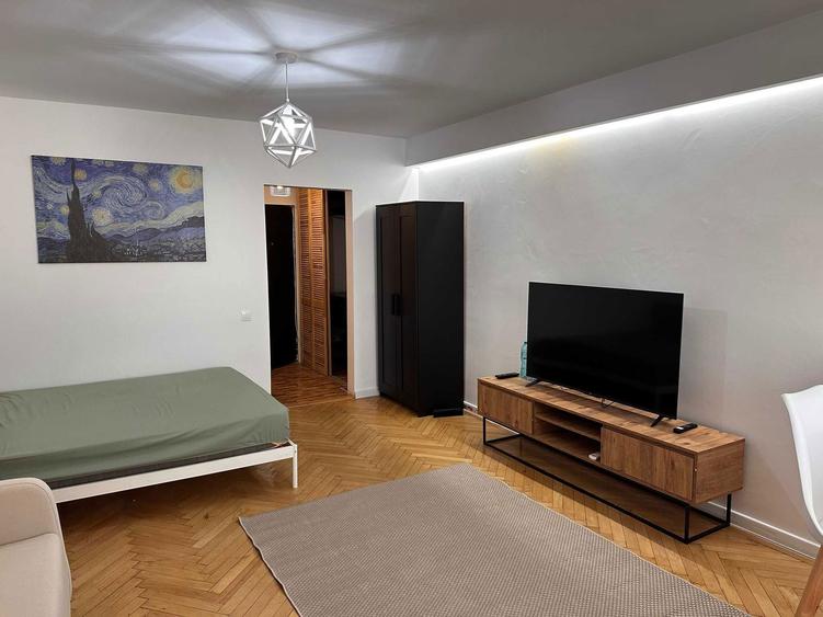 Garsoniera Plaza Mall Sector 6 - 13