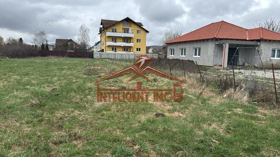 Teren intravilan de vanzare in Fagaras zona Meltea - 1