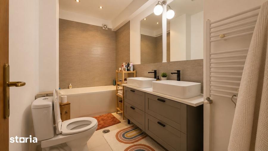 Apartament cu 3 camere semidecomandat, mobilat în Eminescu