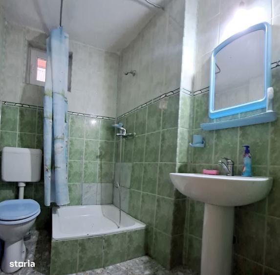 Casă cu 3 camere cu Teren 465 Mp în Boița