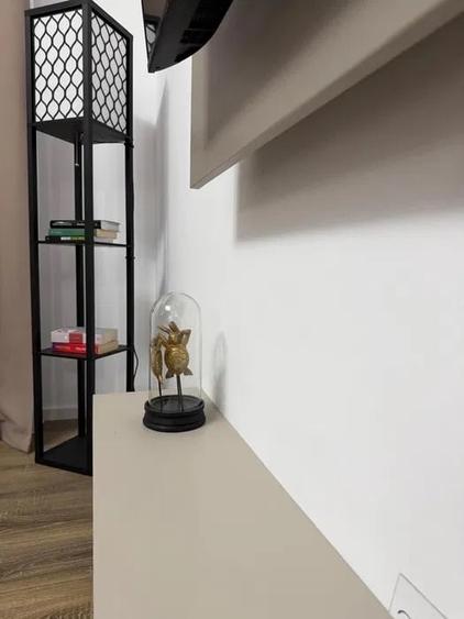 Apartament cu 2 camere semidecomandat, mobilat în Otopeni