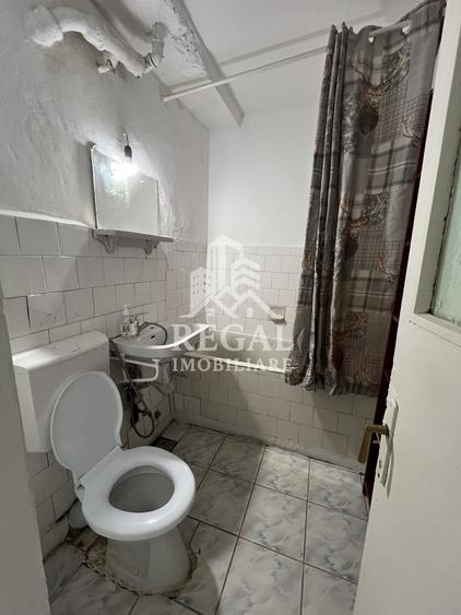 Spațiu comercial, de 47 mp, în Central
