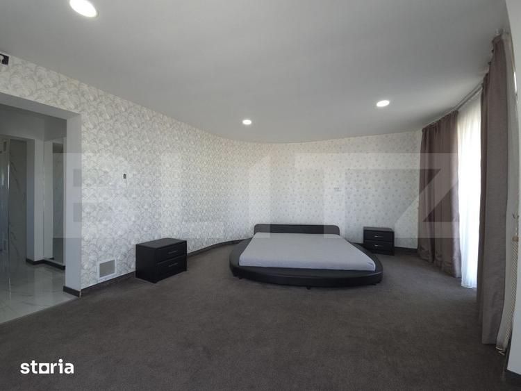 Casă cu 6 camere cu Teren 1304 Mp în Ulmi