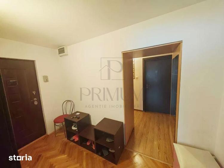 Apartament cu 4 camere decomandat, mobilat în Steaua