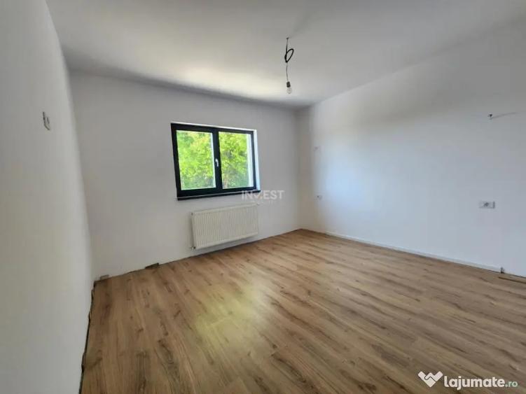 Casă cu 3 camere cu Teren 818 Mp în Valea Adâncă