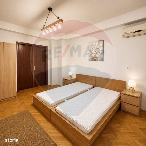 Apartament cu 3 camere semidecomandat în Doamna Ghica