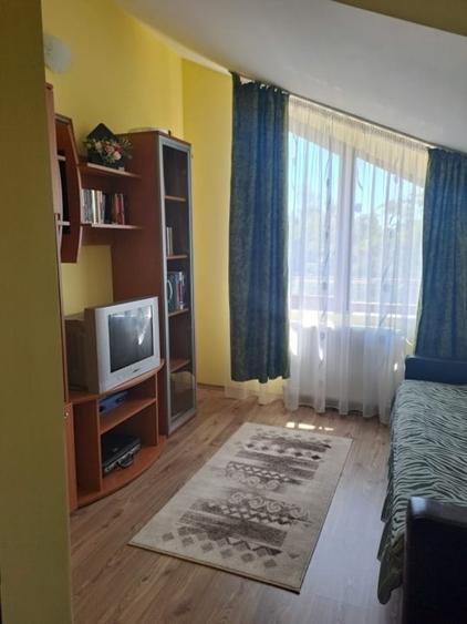 Casă individuală cu 5 camere cu Canalizare în Saligny