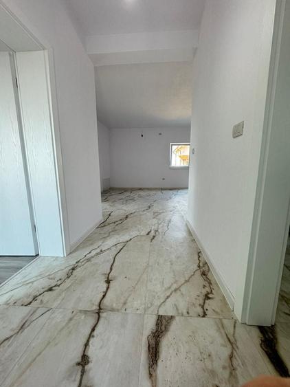 Duplex pe parter cu 3 camere 112.000 - 9