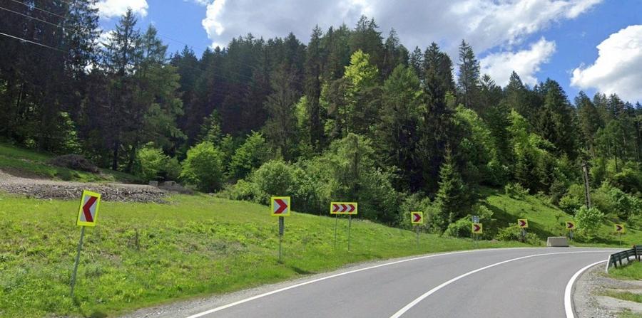 Teren cu padure in Bradet intre DN 1 A si raul Doftana - 2