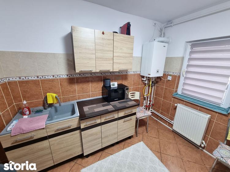 Inel 2 scoala 39-apartament 4 camere la cheie - 11